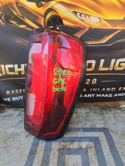 2022 GMC Sierra Tail Lights