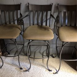 3 Bar Stool
