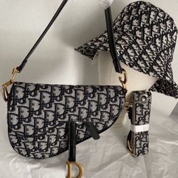 Bag / Purse / shoulder Bag /