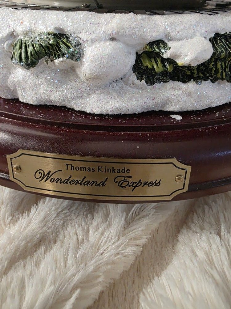 Thomas Kinkade Winter Wonderland Carousel 