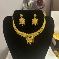 Indian Gold Plated Necklace Earrings Set 