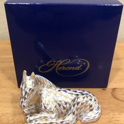 Herend Guild 1998 Foal Lying Down Figurine Gold Fishnet with original Box