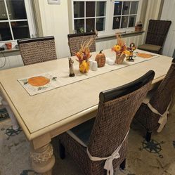 Dining Room Table With 8 Chairs