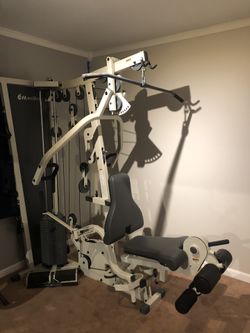 Nautilus NS600 with Leg Press Ab Attachment for Sale in Roseville MI OfferUp