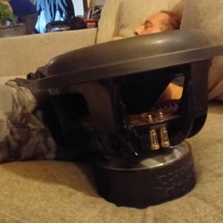 Twisted sound speaker and box