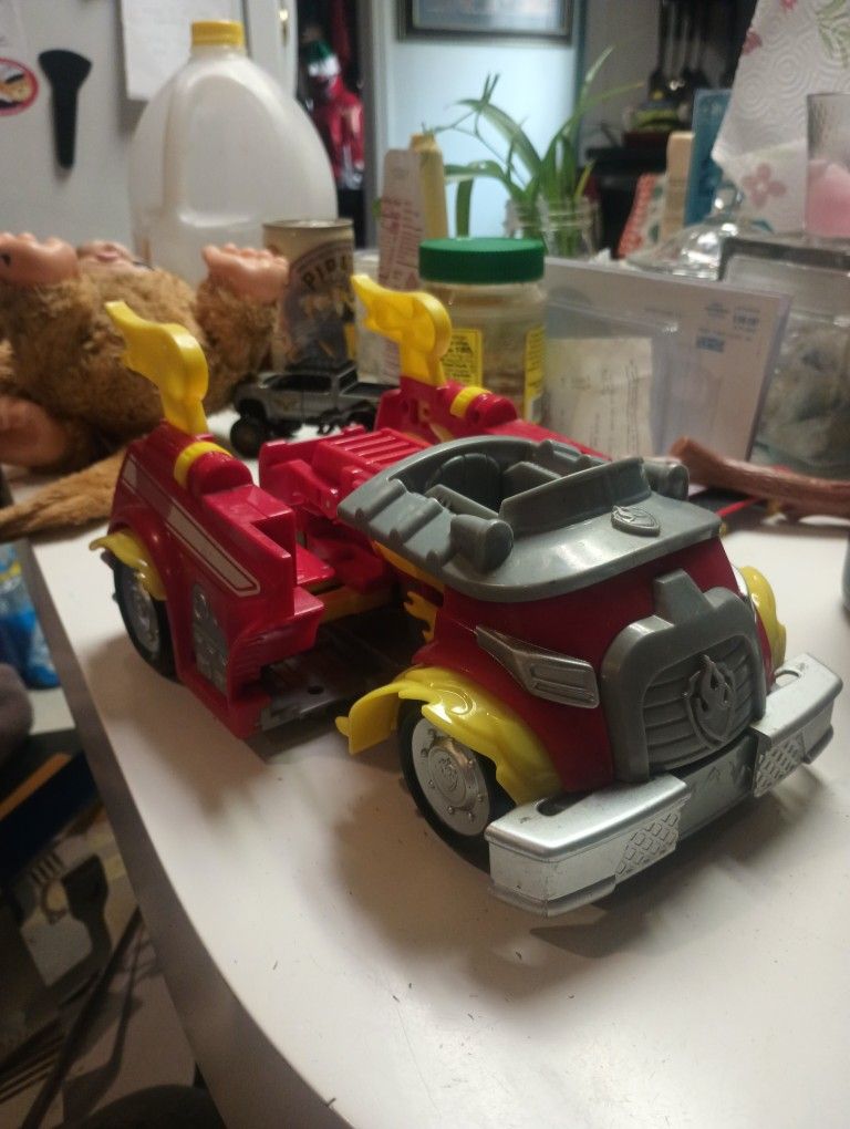 Paw Patrol Mighty Pups Super Paws