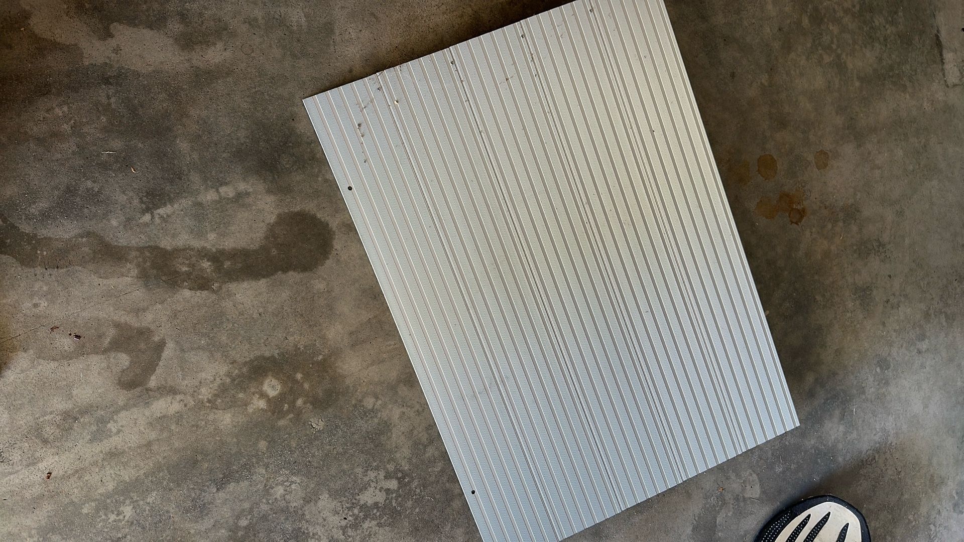 Metal Roll-up Ramp 34x25x5 - Commercial Strength
