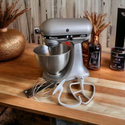 KitchenAid Classic Plus Series Stand Mixer - Silver for sale