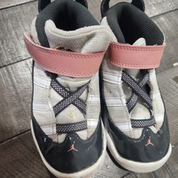 Toddler Jordan Shoes Size 9