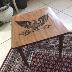 Vintage Wood Small Table With An 🦅 Eagle 🦅  Design.