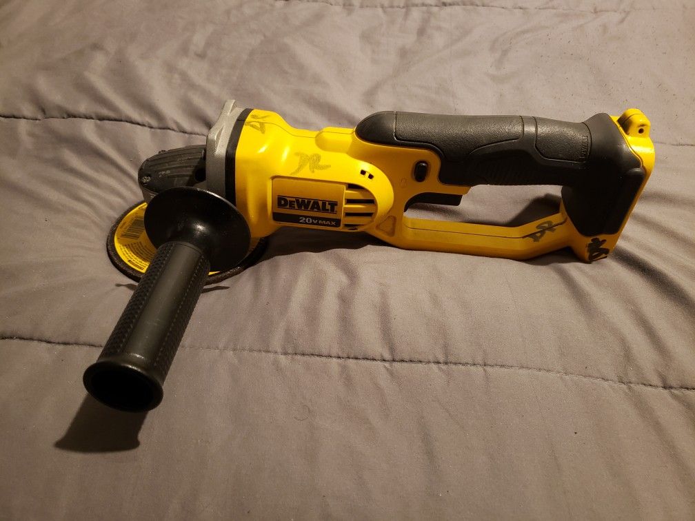 Dewalt 20v cordless tools

