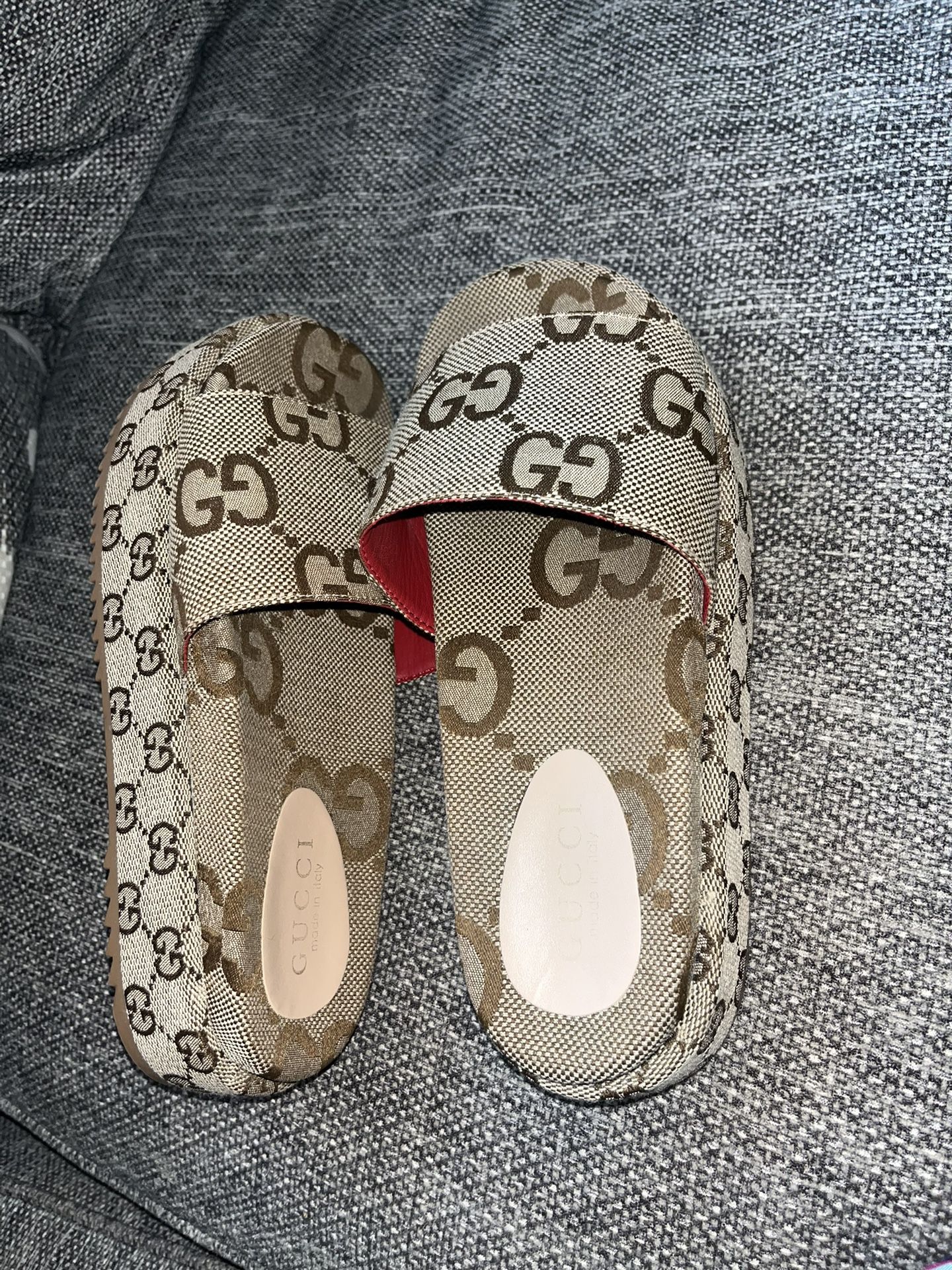 Gucci - GG faux fur slippers Gucci