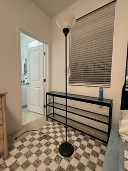 Floor lamp