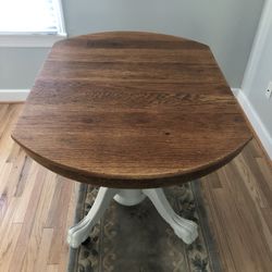 Oval oak table 30x42