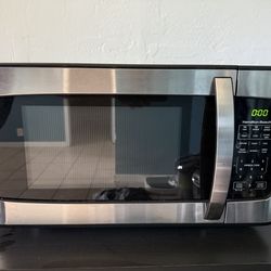 1000 Watt Hamilton Beach Microwave