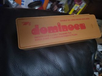 DOUBLE SIX DOMINOES ALL UREA PIECES W/METAL SPAIN ORIGINAL SLIDE TOP BOX SEALED