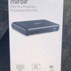 Miroir M190 Mini Pro Projector New Sealed Compact Portable

