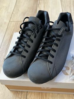 Giro Republic LX Dark Shadow Reflective Cycling Shoes Sz 42, US Men’s 9.0