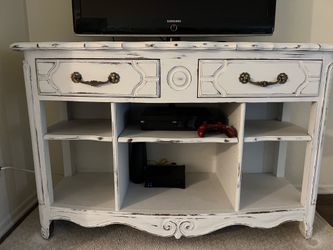 Farmhouse Entertainment Center Table