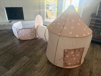Tiny Land kids tent with tunnel, ball pit