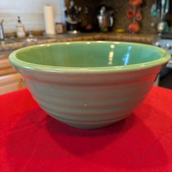 VTG Bauer  Ringware Jade Green # 12 Large Bowl "Xlnt"