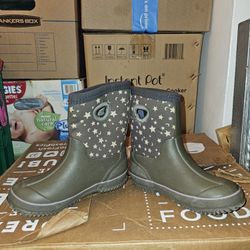 Cat and Jack Boots Size 12