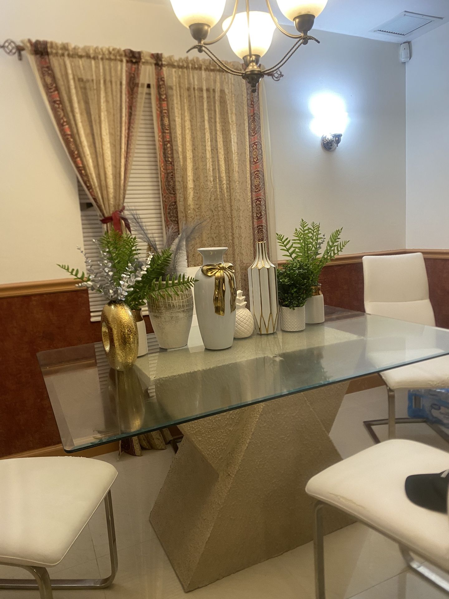Dinner Table
