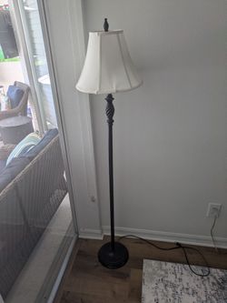 Decorative floor lamp