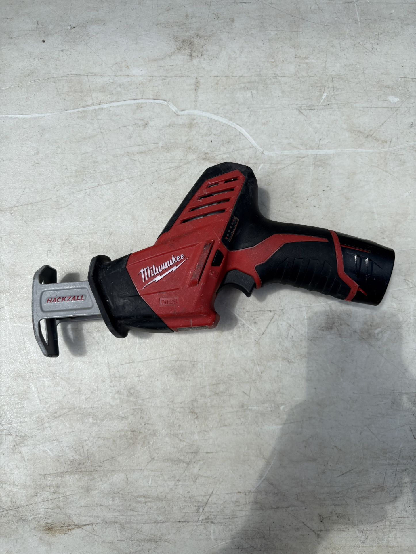 Milwaukee Hackzall M12