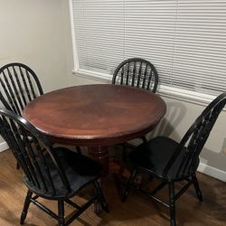 Round Dining Table With 4 Chairs 