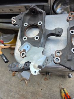 2022 chevy2500hd z71 Front spindles
