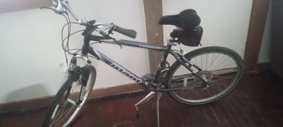 GIANT Sedona Dx Mountain Bike