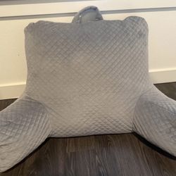 Bed Rest Pillow