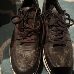 Authentic Louis Vuitton Sneakers 