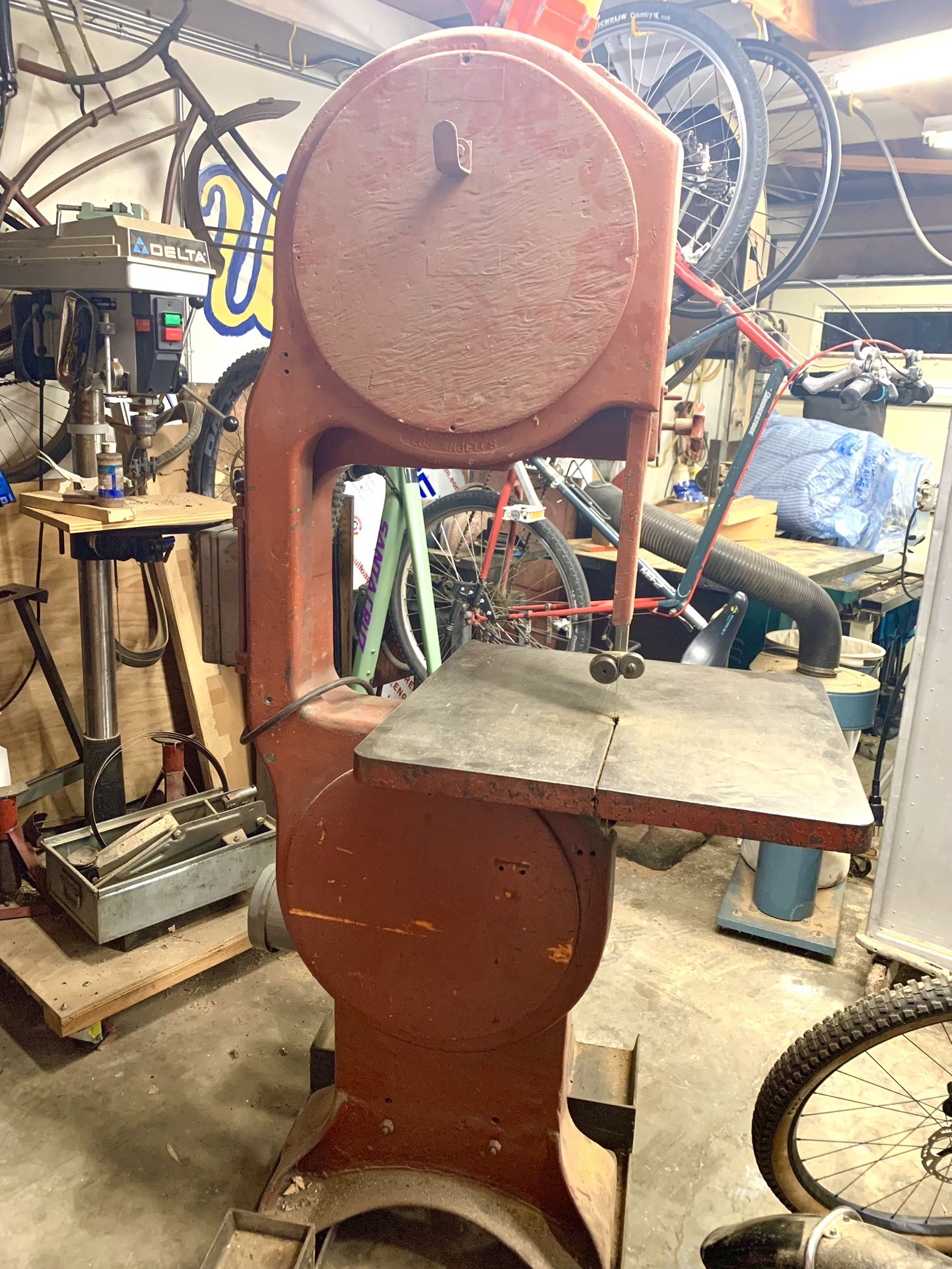 Davis And Wells 20” Industrial Bandsaw With Mobile Base And 2 Motors