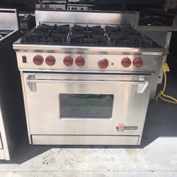 Wolf Gourmet Professional Stove 36” Natural Gas  6 Burners 