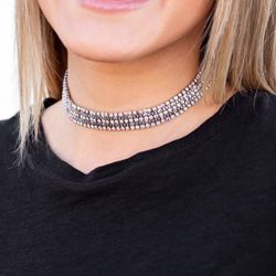 Necklace & Earrings 