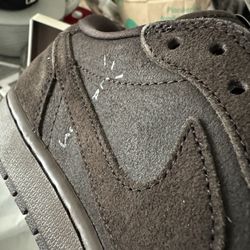 Travis Scott Jordan 1 Velvet Brown Size 13