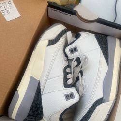 Jordan 3’s size 11c