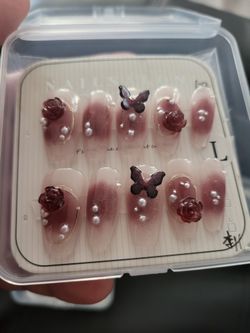 Press On Fake Nails