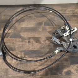 2003 Cadillac CTS Trunk Release/ Weatherstripping 