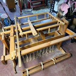 Large Loom