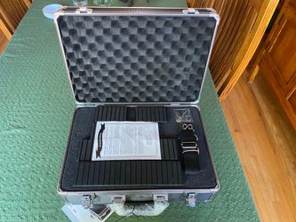 VANGUARD PHOTOGRAPHIC AUDIO ELECTRONIC ALUMINUM CASE