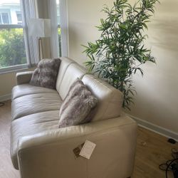 Baers Natuzzi Leather Queen Sofa Bed