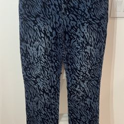 Chico's Platinum Size 0.5 Jean Velvet Flocked Cheetah Animal Print