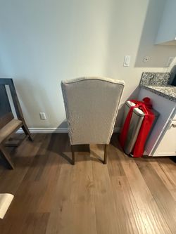 4 Free Dinning Chairs