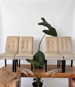***Set of 4 Tufted Upholstered Dining Chairs***