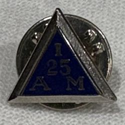 I A M International Assn of Machinists 25 Yr Award Pin