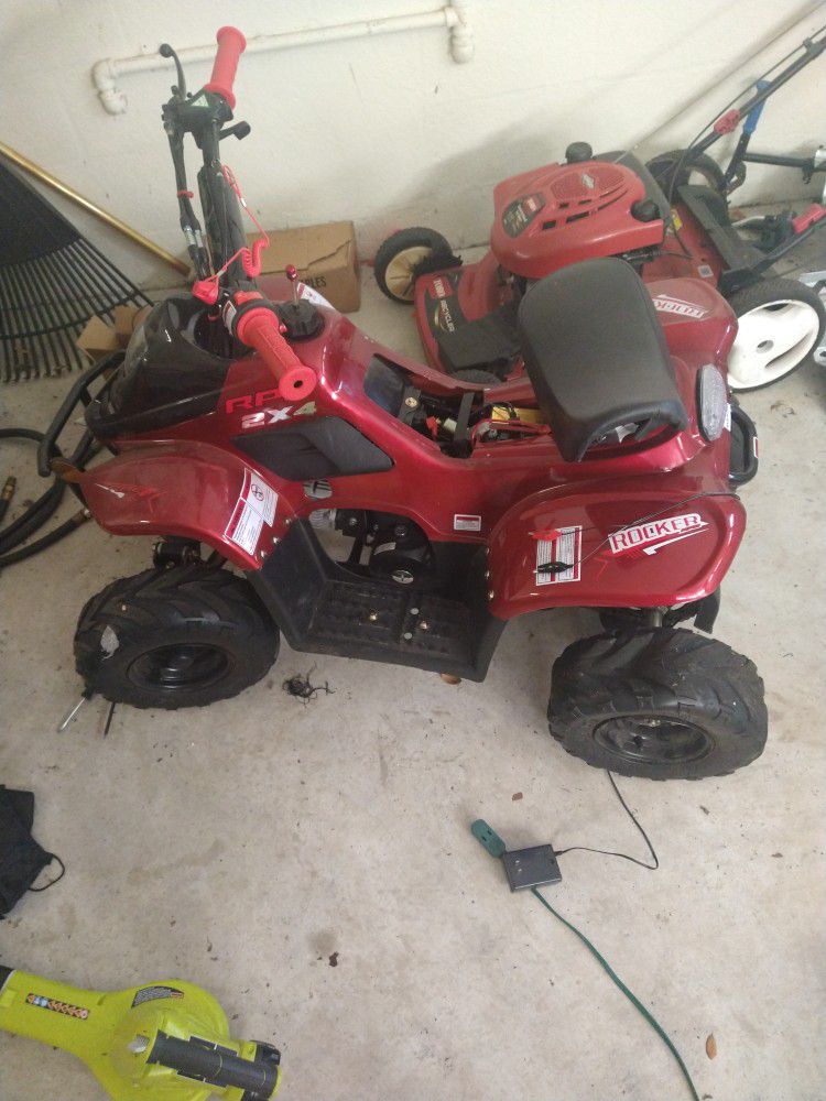 Runs Great, Flat Tire And Needs Chain Tightening And Gas...