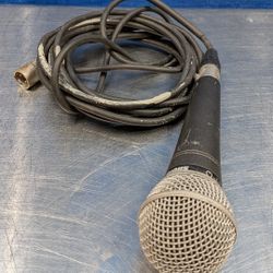 Shure SM48